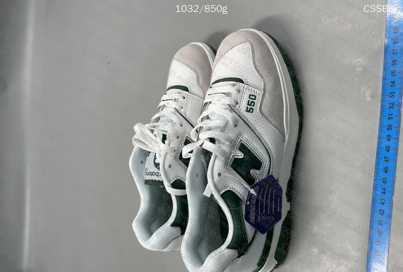 nb 550 + NIke stussy 8 ball 5
