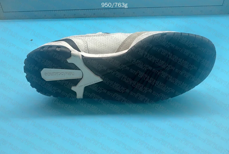 NB 550 Series White and Black 6