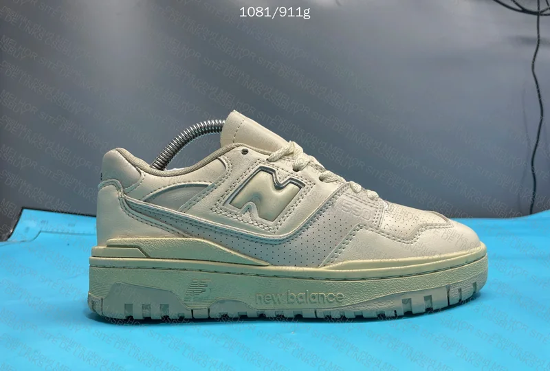 NB 550 x AURALEE 2