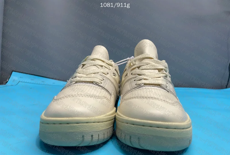 NB 550 x AURALEE 7