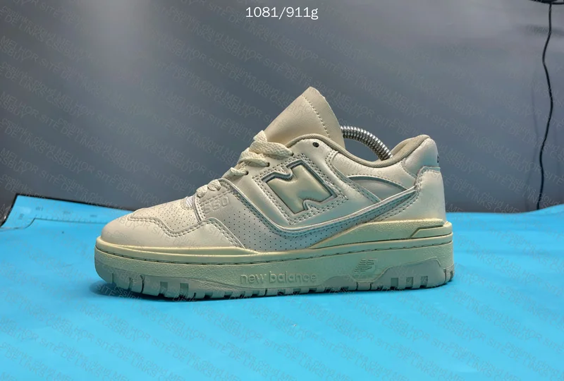 NB 550 x AURALEE 8