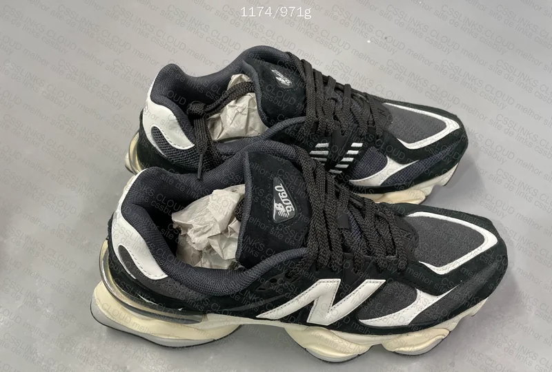 NB 9060 Black and White 4
