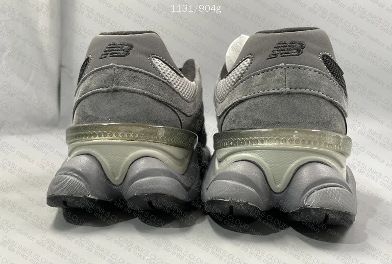 NB 9060 Black Castlerock 4