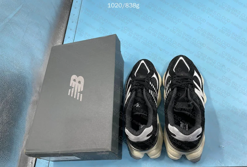NB - 9060 Black White