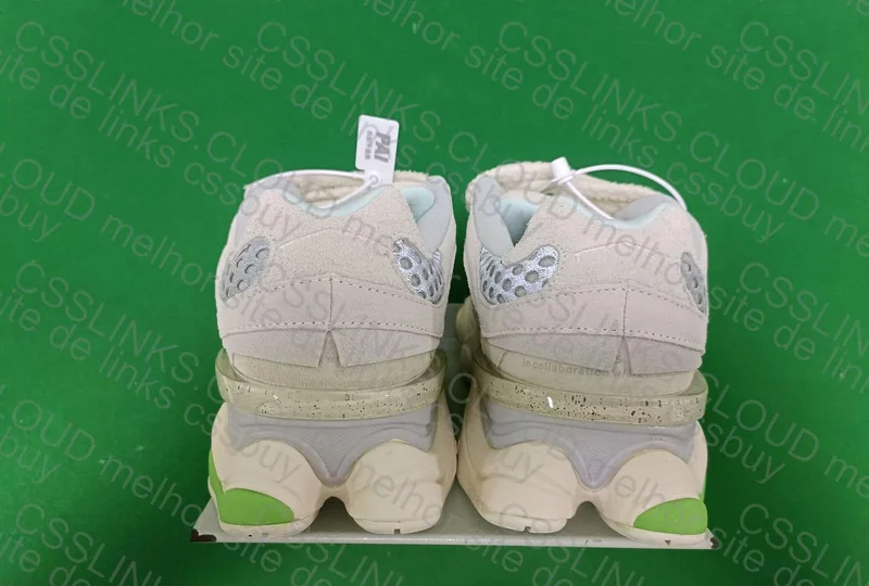 NB 9060 BRICKS & WOOD 3