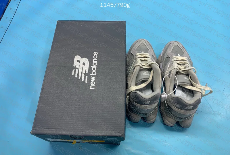NB 9060 Gray