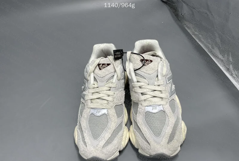 NB 9060 LNY - SALE JMDY 130Y -