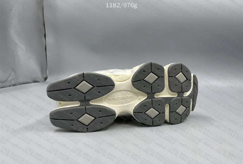 NB 9060 OFF WHITE, TA GL ? 6