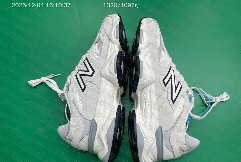 NB 9060 Sea Salt Rainclound 7