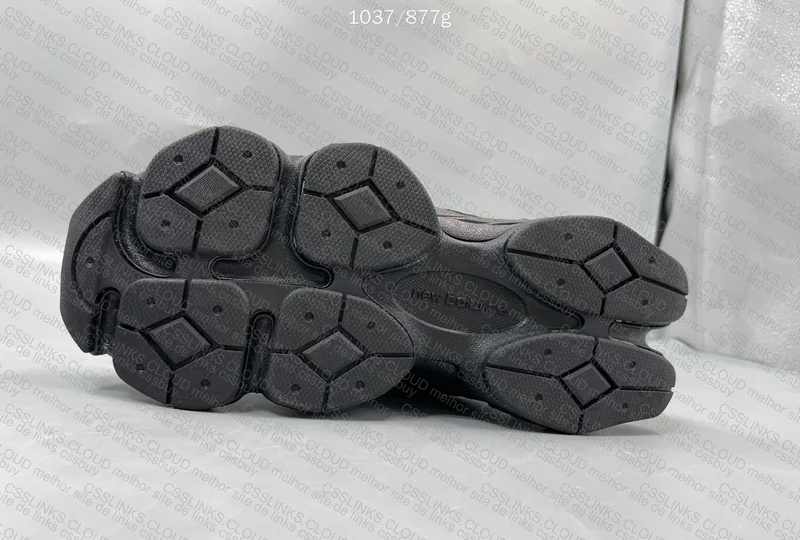 NB 9060 Triple Black 4