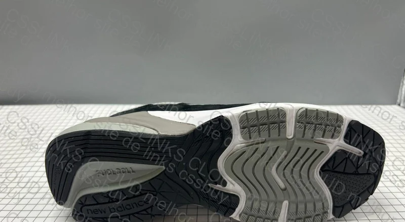 NB Black Grey 4