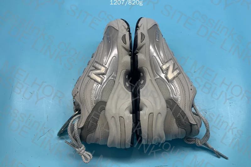 NB1000 | Black and Gray 2