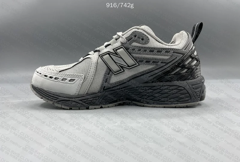 NB1906R Grey/Black - GL or RL? 2