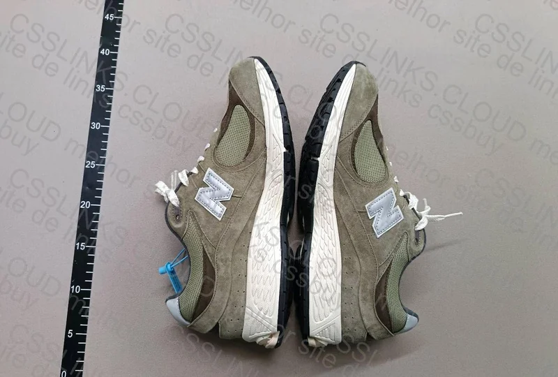 NB2002 E JORDAN 1 9