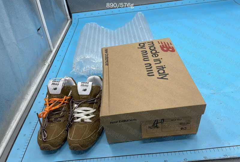 NB530 MIUMIU (SALE) 8
