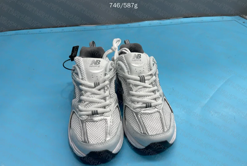 NB530 - OVOSNEAKER 3