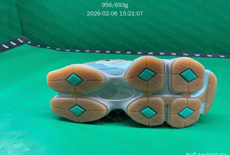 NB9060 Joe Freshgoods 6