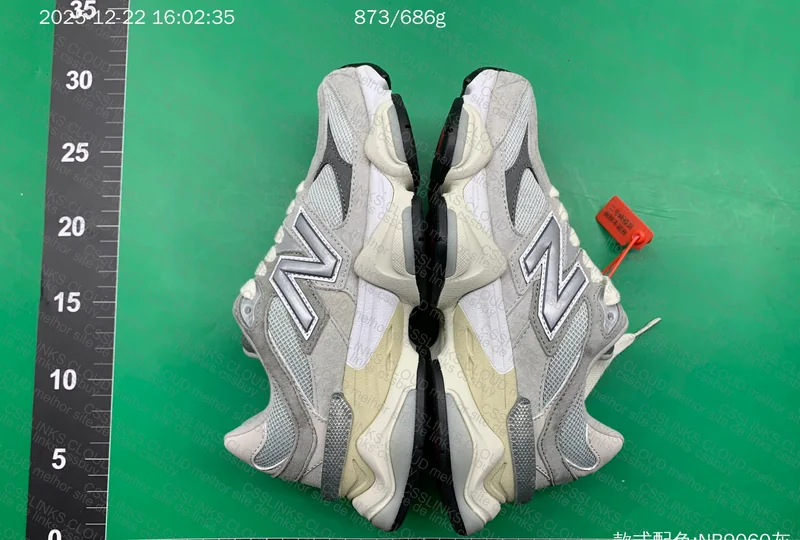 NB9060 New Balance 2