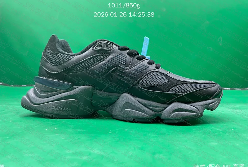 NB9060 Preto - New Balance U9060NRI 2