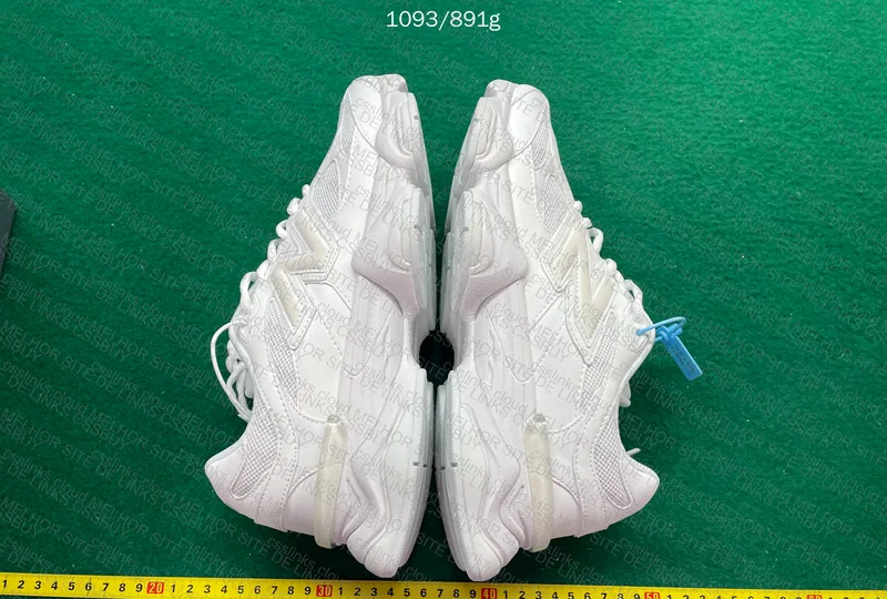 NB9060 Pure white 4