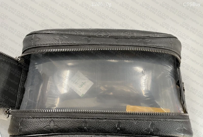 Louis Vuitton Necessaire 3
