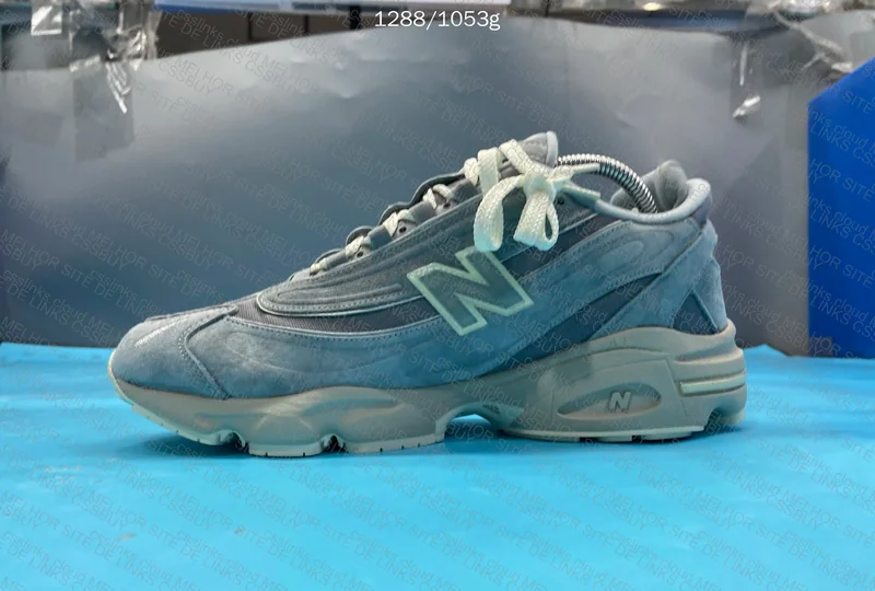 New Balance 1000