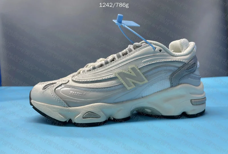 New Balance 1000 Aime White (JMDY)