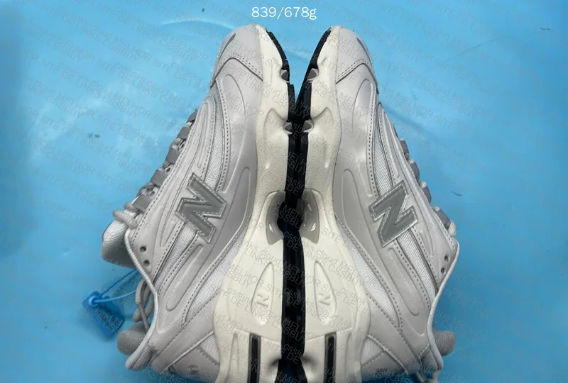 New Balance 1000 GL or RL? 8
