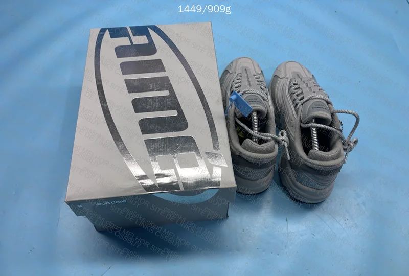 New Balance 1000 - Sale