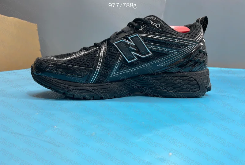 New balance 1906 3