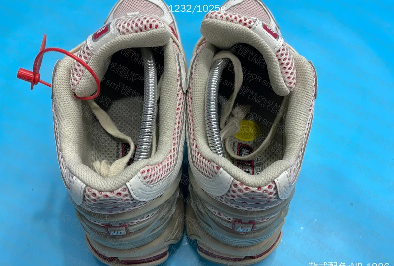New Balance 1906 10