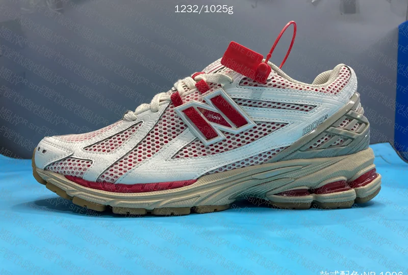 New Balance 1906 4
