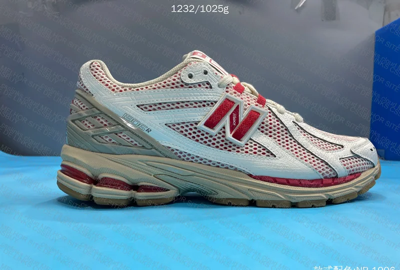 New Balance 1906 5