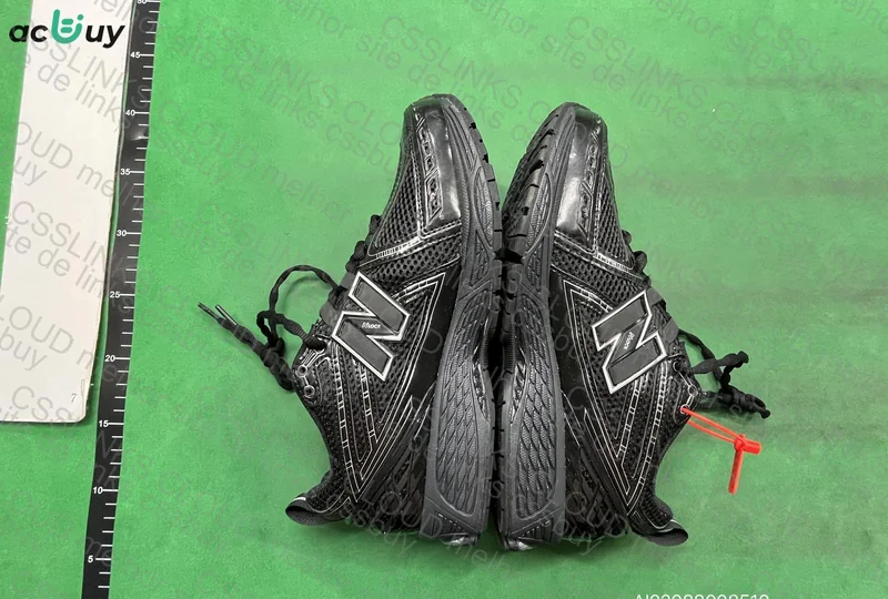 New Balance 1906A 4