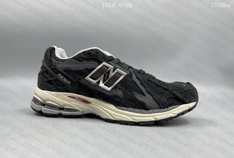 New Balance 1906D 4