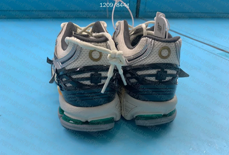 New balance 1906R 4