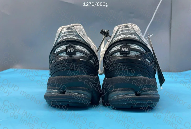 New Balance 1906R x Comme des Garcons 4