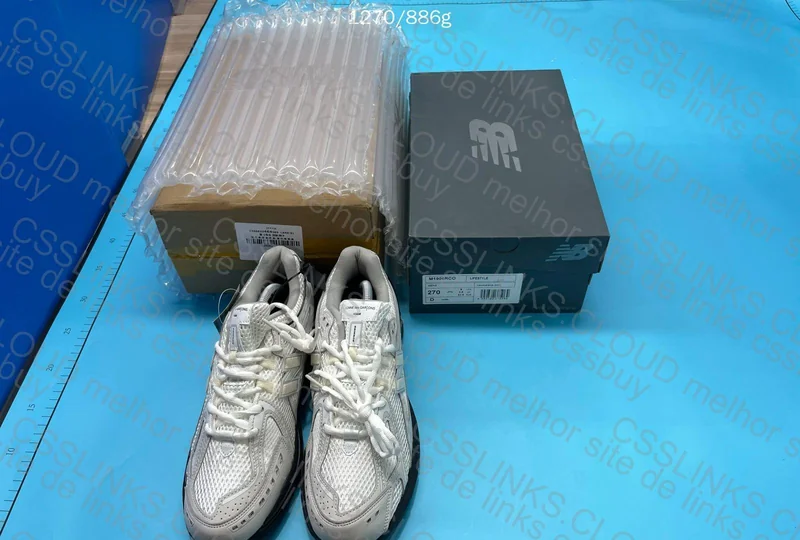 New Balance 1906R x Comme des Garcons 8