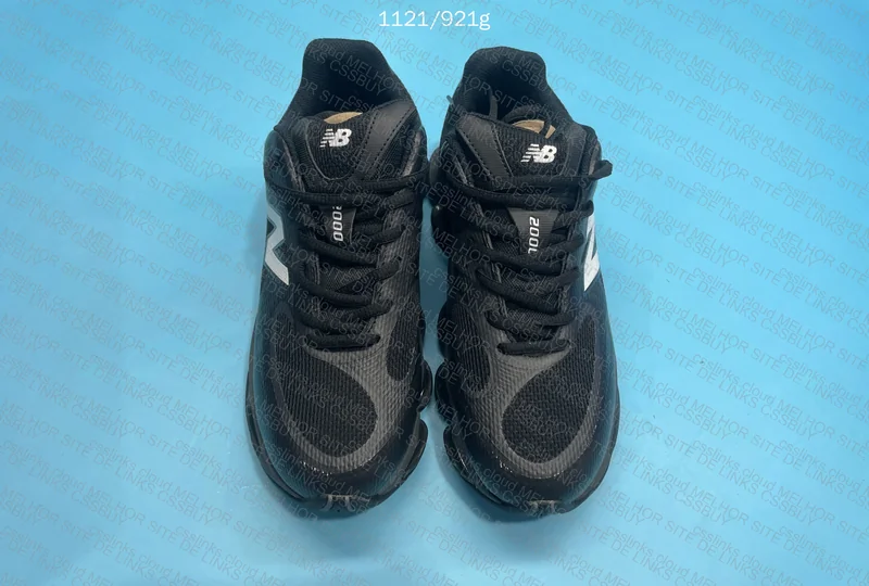 New Balance 2000 Black 3
