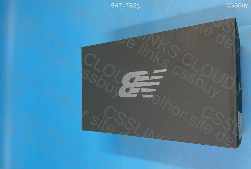 New Balance 2002 5