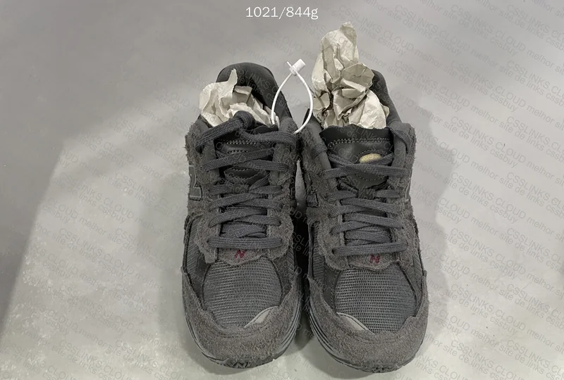 New Balance 2002 2