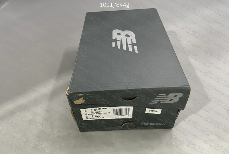 New Balance 2002 9