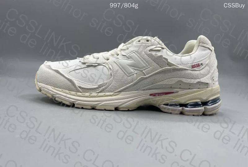 New Balance 2002r 2
