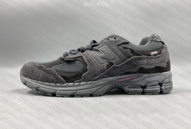 new balance 2002r 4