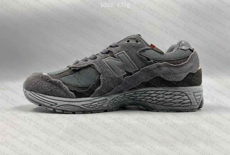 new balance 2002r 8