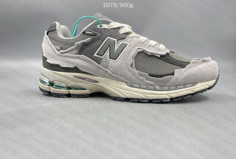 New Balance 2002r 5