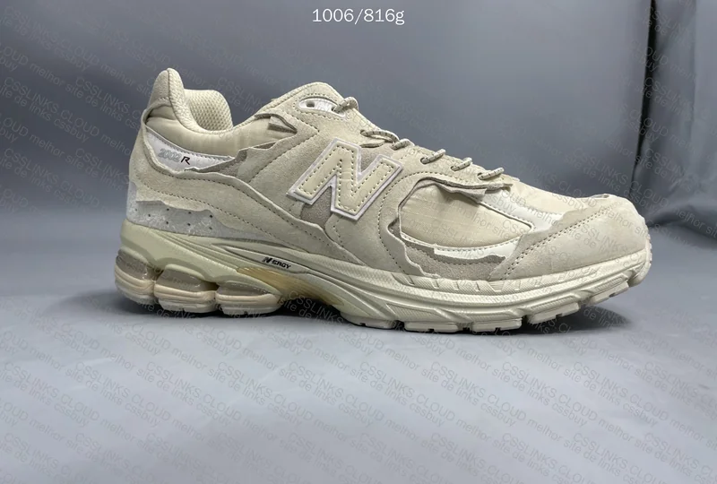 New Balance 2002R 3