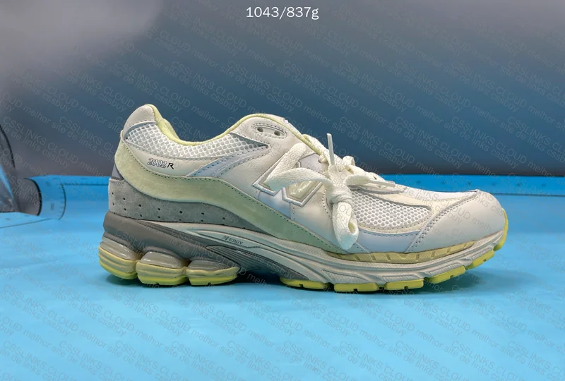 New Balance 2002R AURALEE White 7