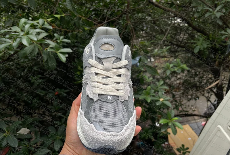 New Balance 2002R e Asics Gel NYC 2