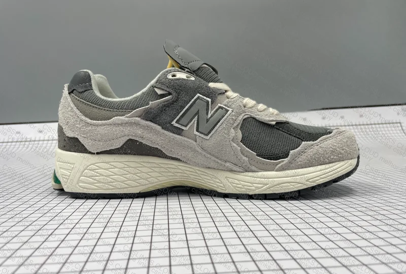 New Balance 2002R e Asics Gel NYC 8